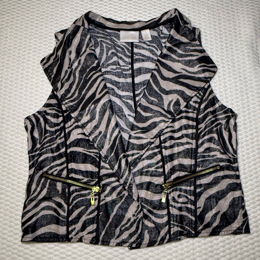 Chico’s Zebra Print Sleeveless Vest Sz 1 (T1)